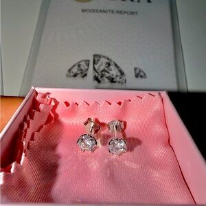 Round Moissanite Stud Earrings in Silver with Pink Jewelry Box